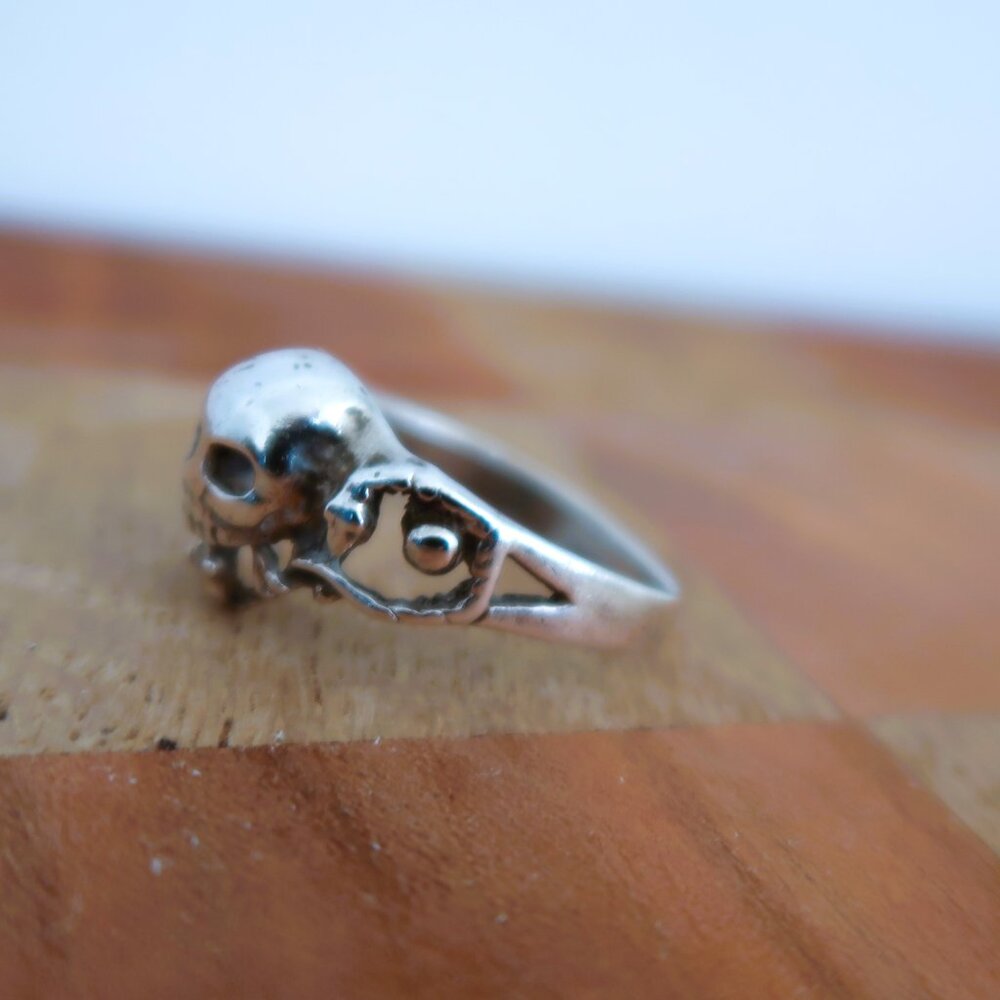 925 Sterling Silver Scary Skull Ring Sz 10.5 Goth Biker Statement - Bend in Band - Picture 2 of 8